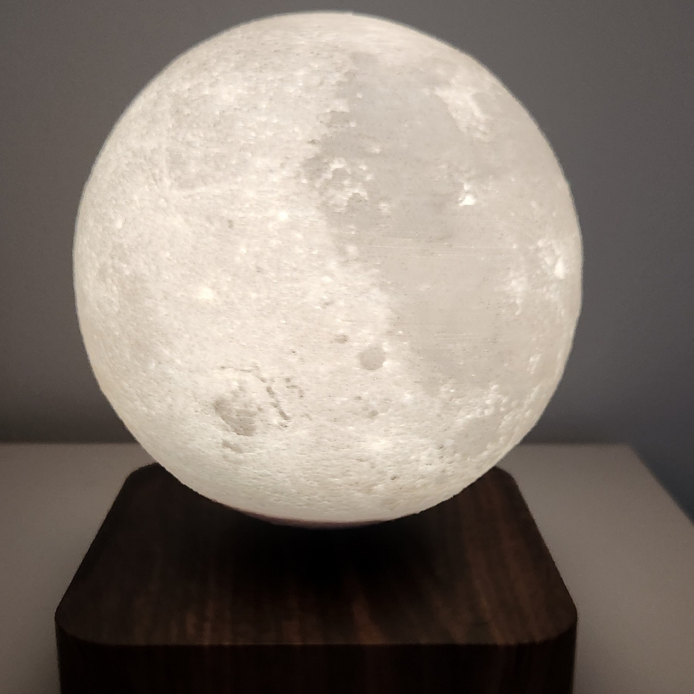 Floating Moon Light